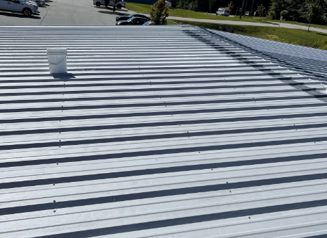 Overhead image of a white commercial roof in Cumming