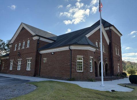 Newly installed asphalt shingled commercial roof