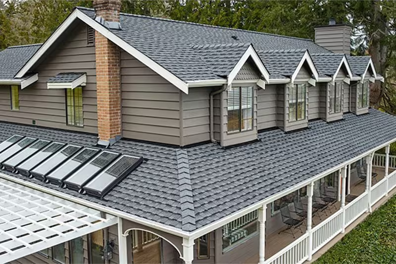 Photo of house with gray GAF shingles