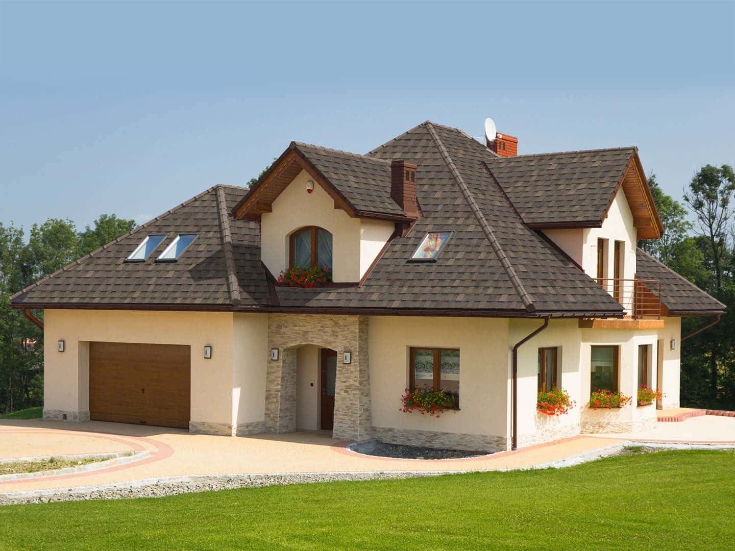 House with brown architectural shingles